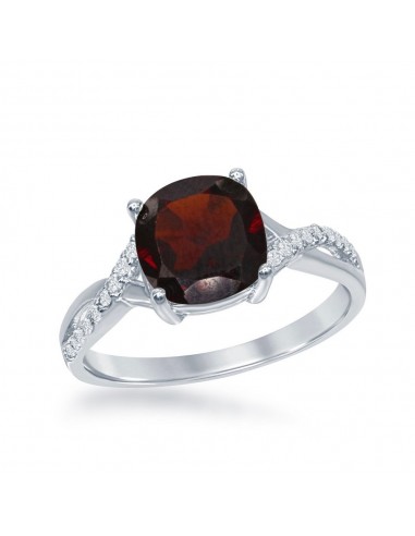 Sterling Silver Small Square Garnet with White Topaz on Side Ring - W-1680 Par le système avancé 