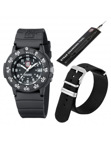 Luminox Navy SEAL Dive Watch Model 3001 Set En savoir plus